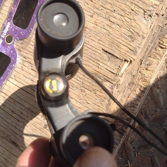 Bushnell Insta Focus Black Binoculars and Purple Solar Eclipse Glasses(2) - Picture 3 of 4